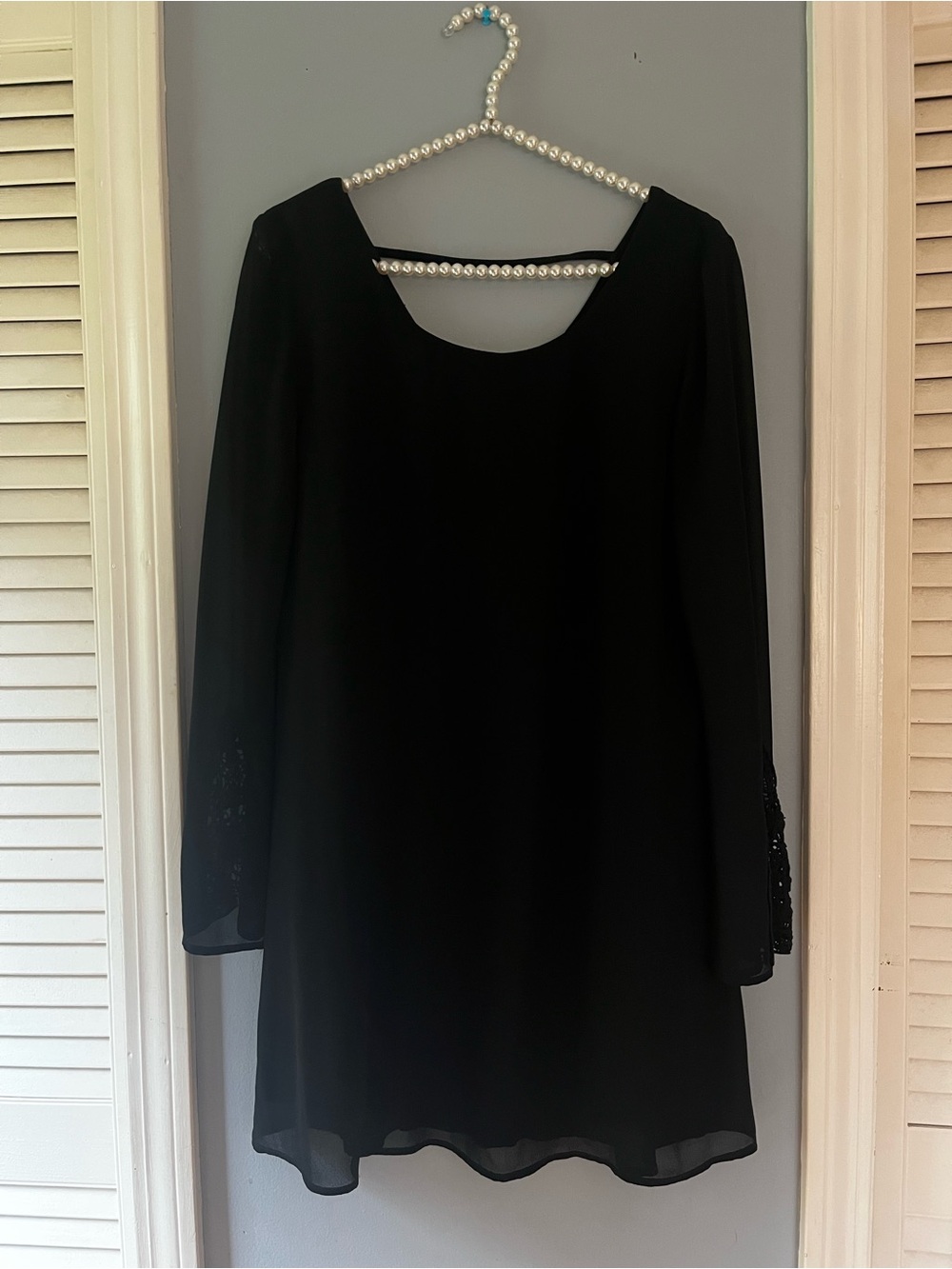 Speechless Black Long Sleeve Scoop Neck Dress